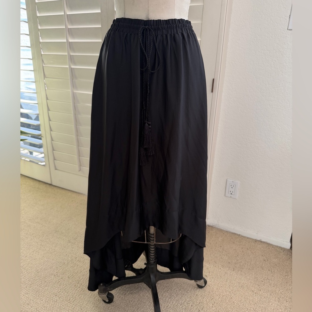 Flowy Black High Low Skirt